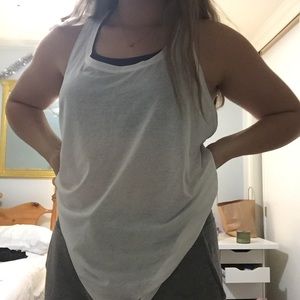 NWOT WHITE LULULEMON RELAXED FIT TANK SIZE 10